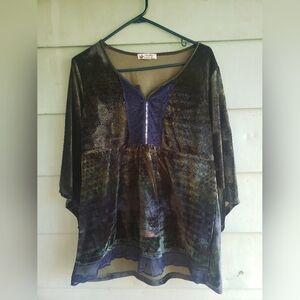 UNITY World Wear Top